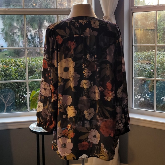 LOFT Floral Print Blouse - Picture 2 of 5